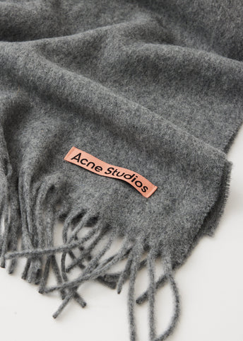 Canada NR New Scarf