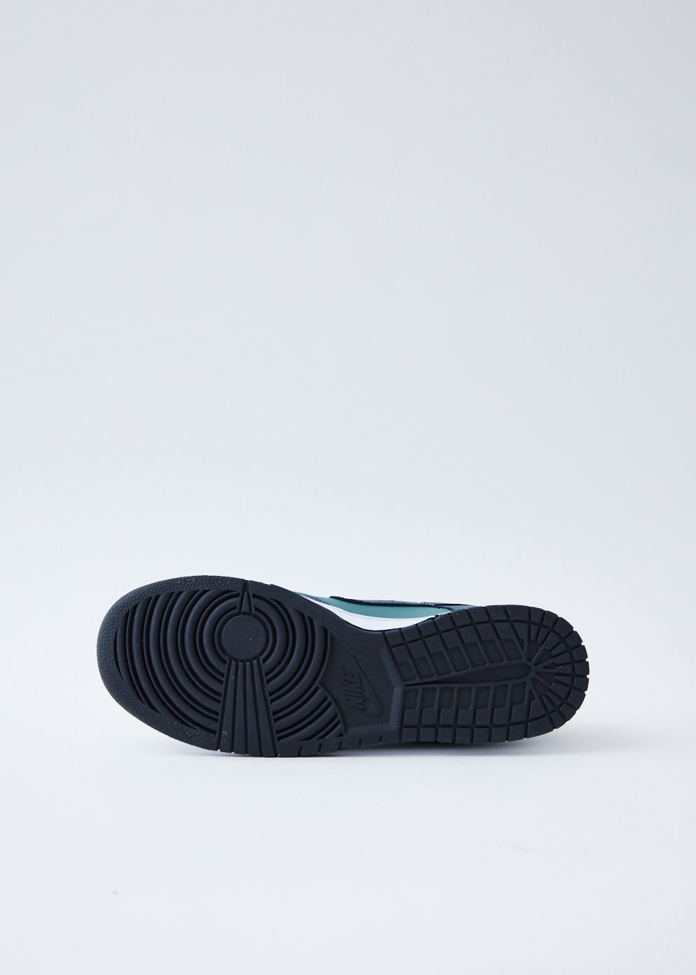 Dunk Low Retro Premium Sneakers