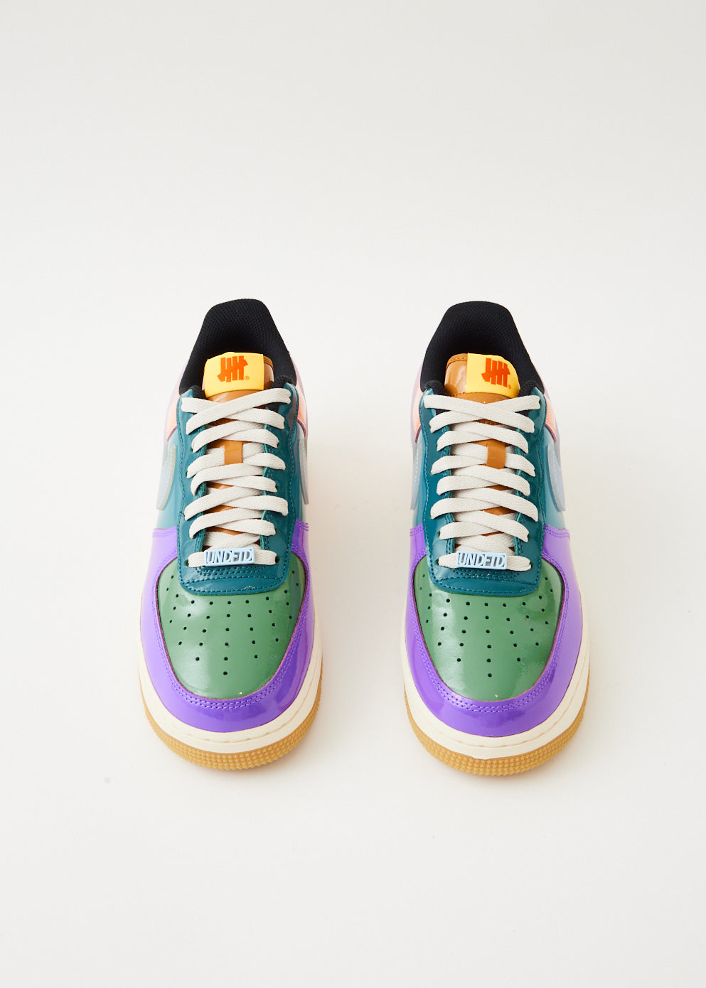 x UNDEFEATED Air Force 1 Low Sneakers