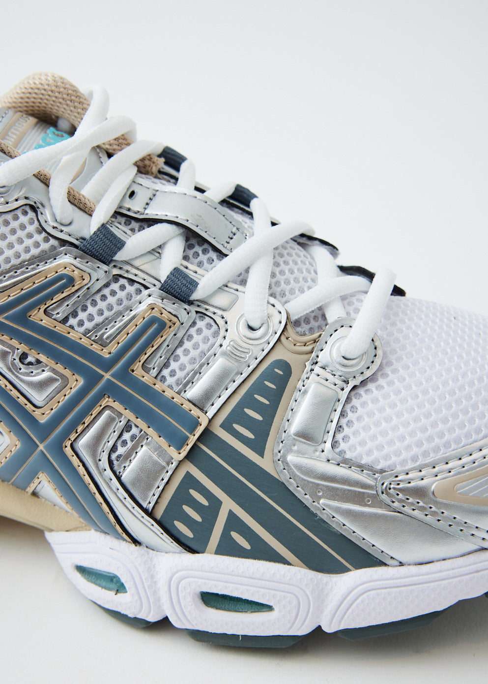 Gel-Nimbus 9 Sneakers