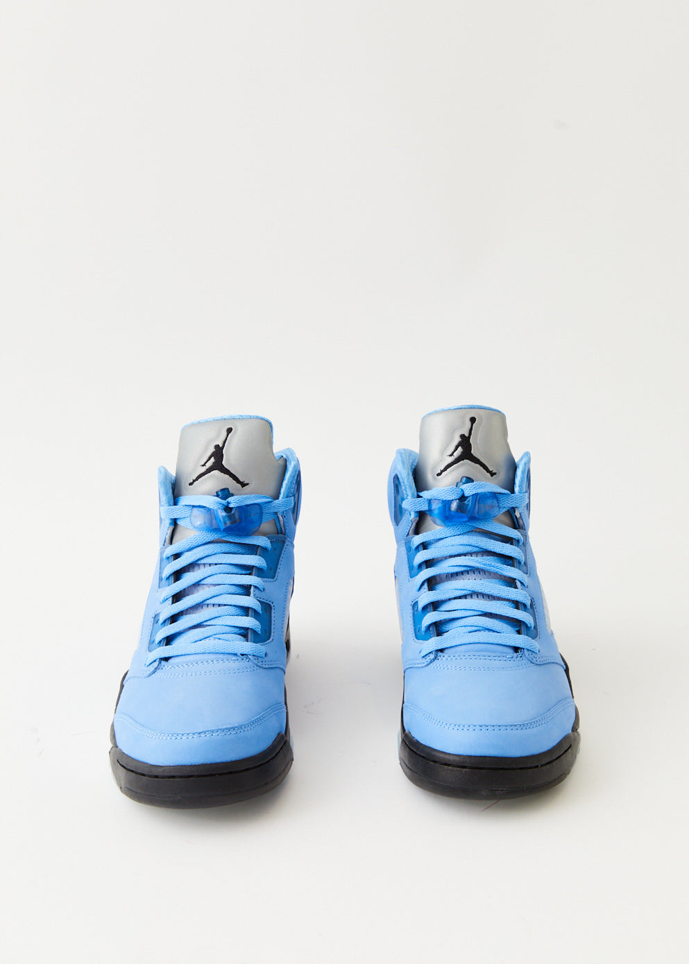 Air Jordan Retro SE 'UNC' Sneakers - Main Image