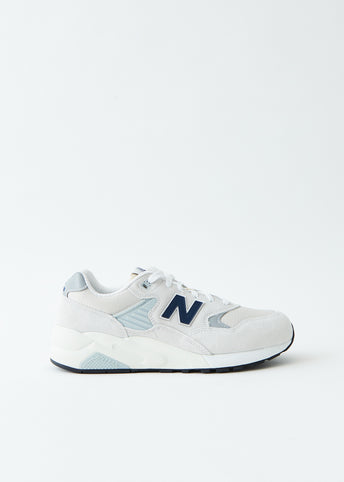 580 Sneakers