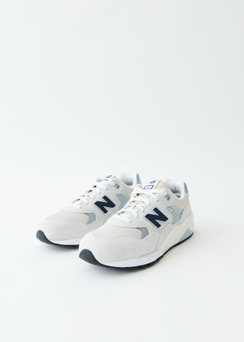 580 Sneakers