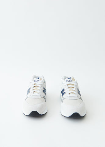 580 Sneakers