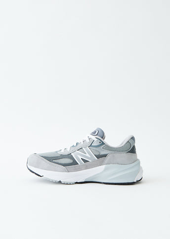 MADE in USA 990v6 Sneakers