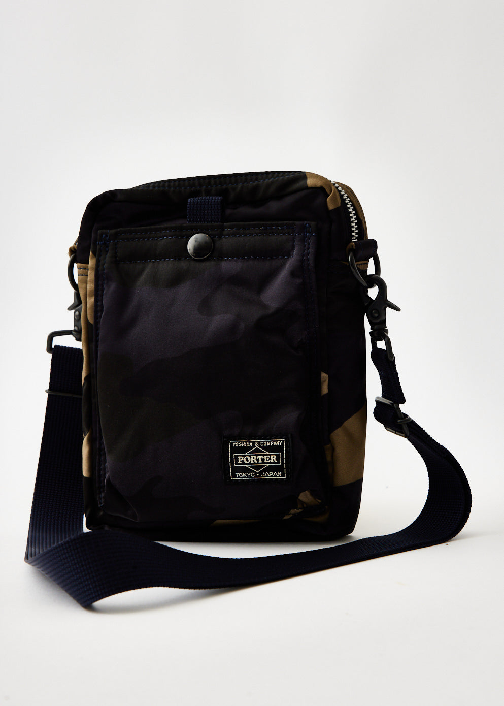 Counter Shade Shoulder Bag