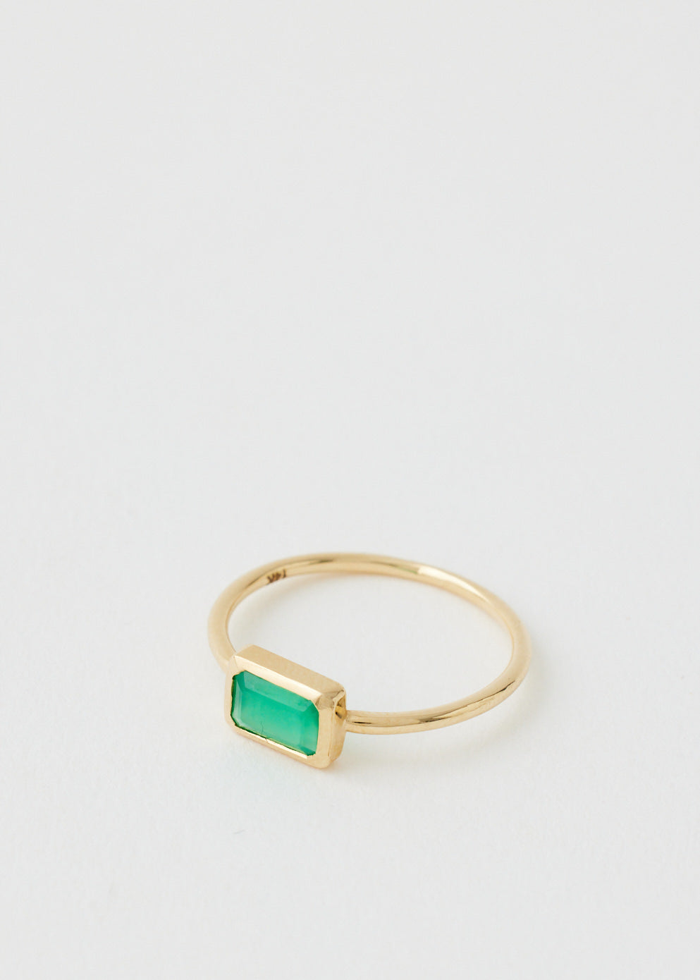 Emerald Cut Bezel Ring V.I