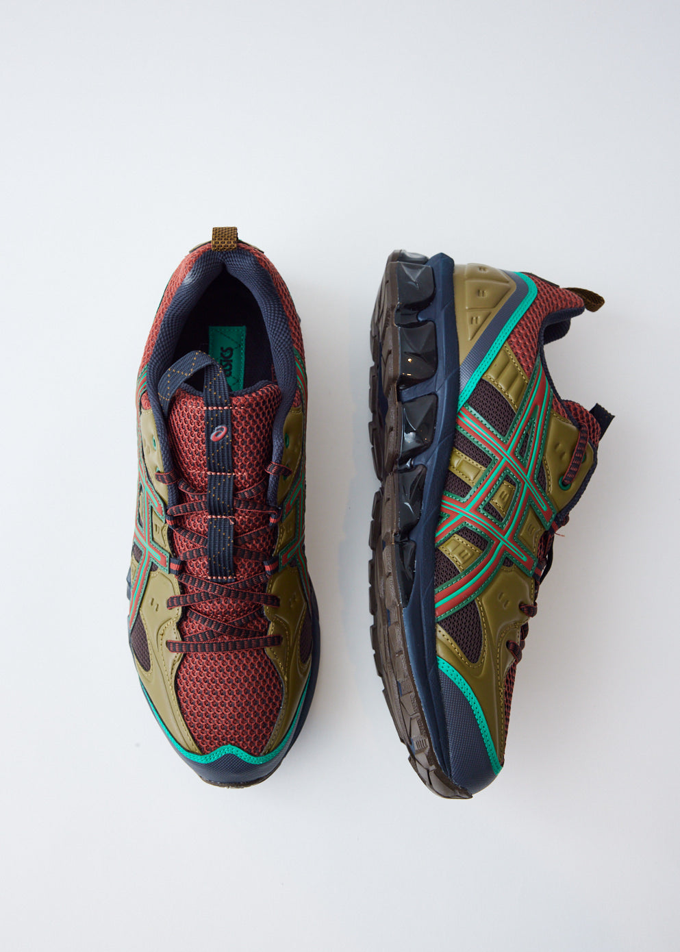 UB-2 Gel-Quantum 360 VII Sneakers