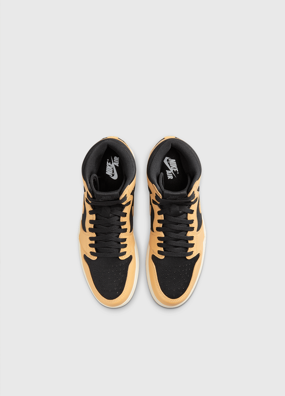 Air Jordan 1 Retro High OG Sneakers