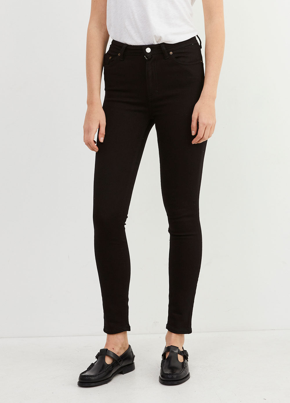 Peg Jeans