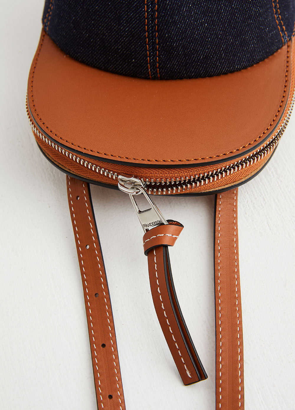 Midi Cap Bag