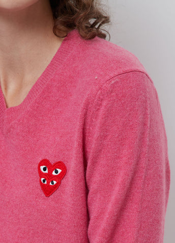 N073 Double Heart V-neck Sweater