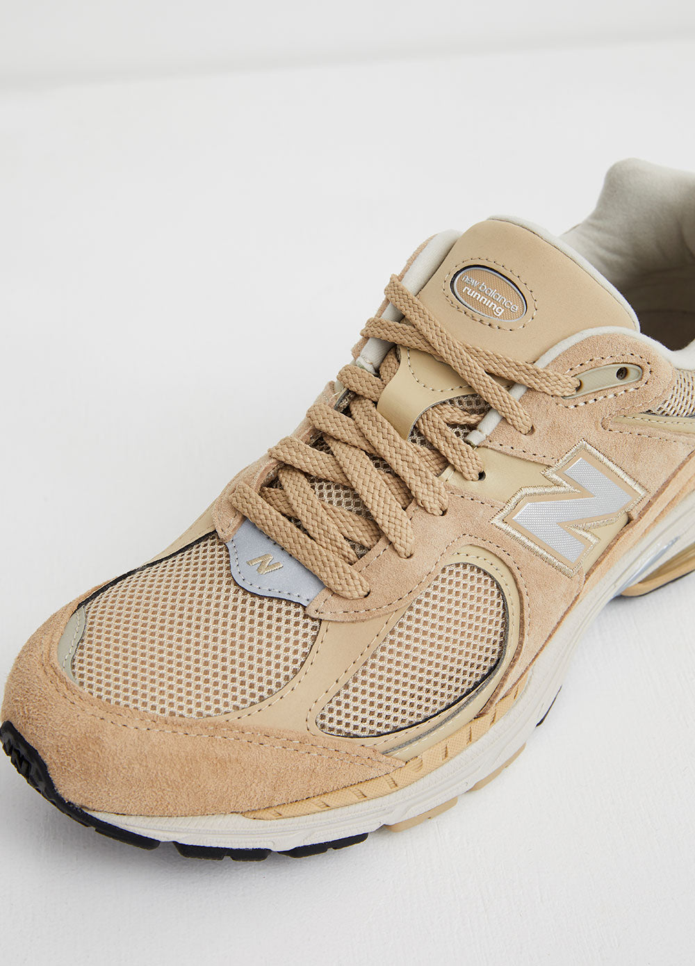 Mens 2002R Sneakers