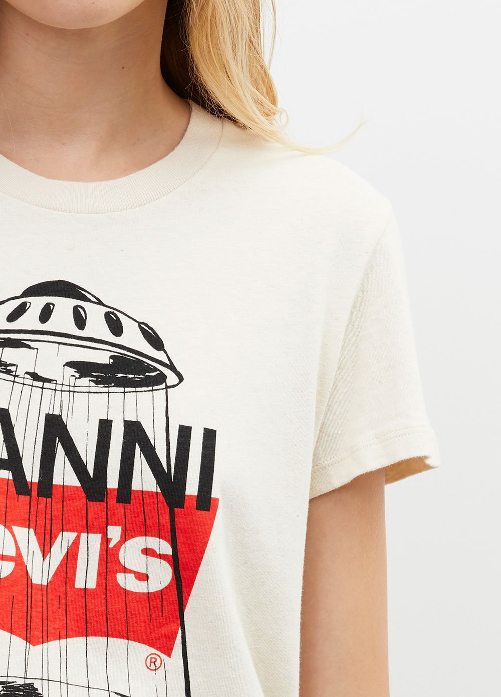 x Levis® Globe T-shirt