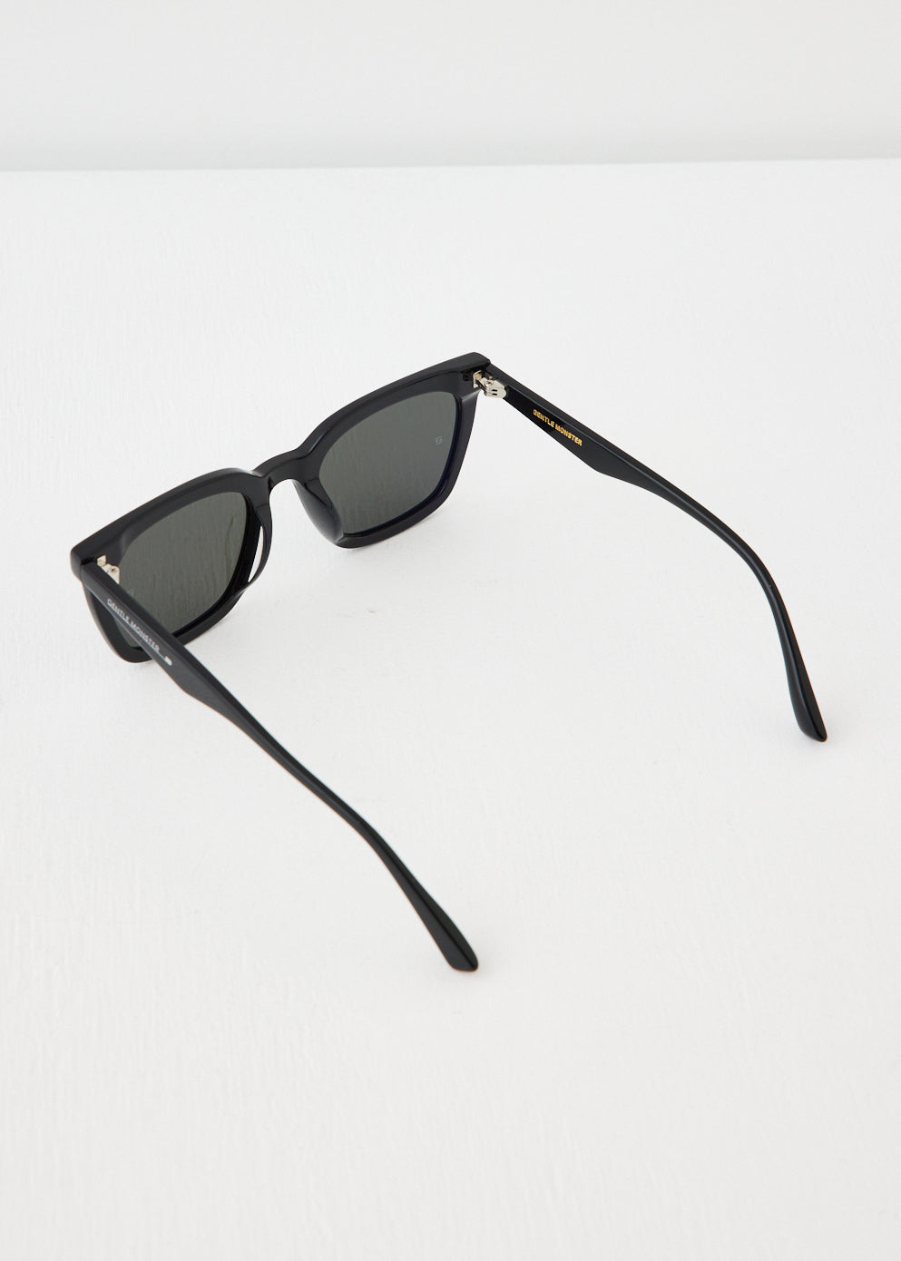 Momati 01 Sunglasses