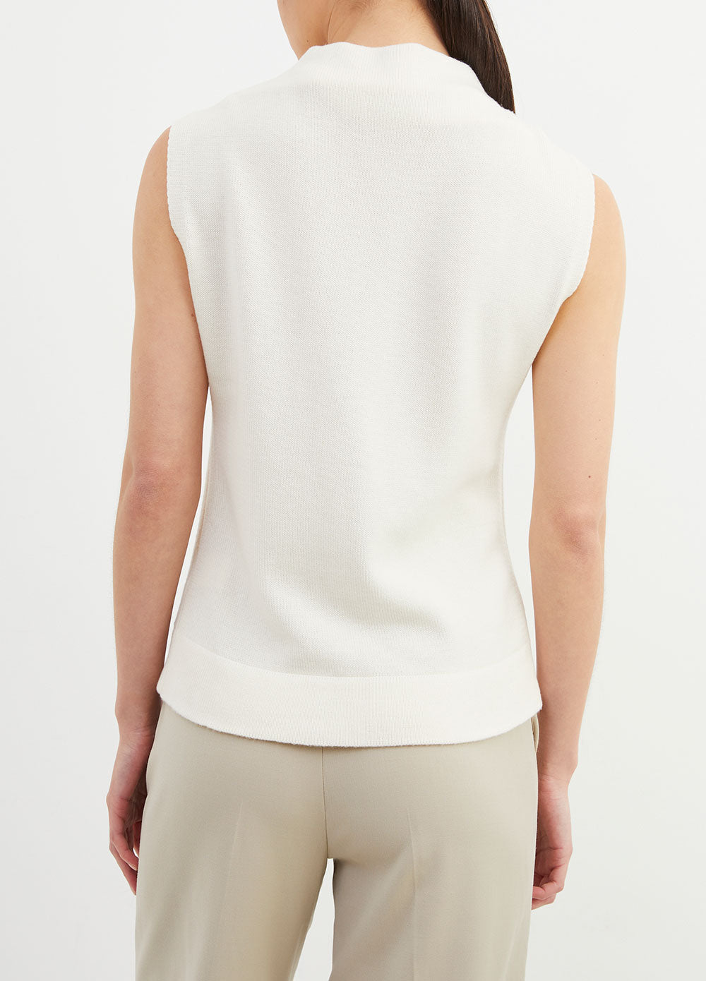 Half Neck Vest