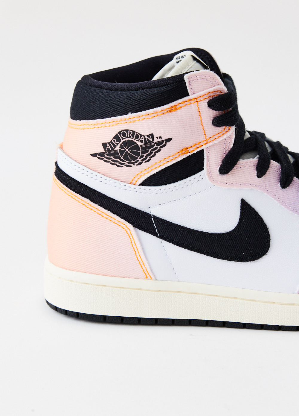 Air Jordan 1 Retro High 'Skyline' Sneakers