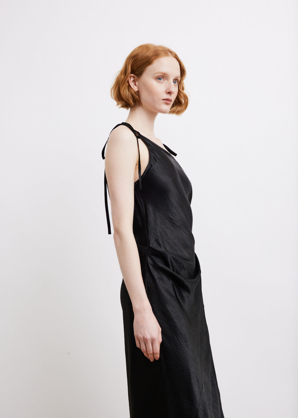 neila satin dress in black Neila Satin Dress Lucy in the Sky Black size L