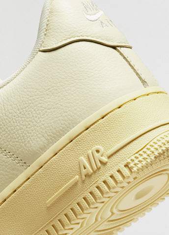 Air Force 1 '07 LX Sneakers